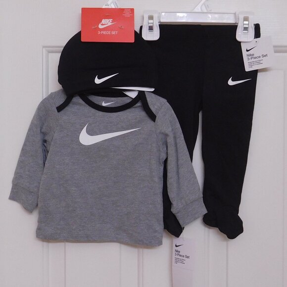 NWT 3pc Nike Gray Black Shirt Footed Pants & Hat sz 6 Months - Picture 1 of 1